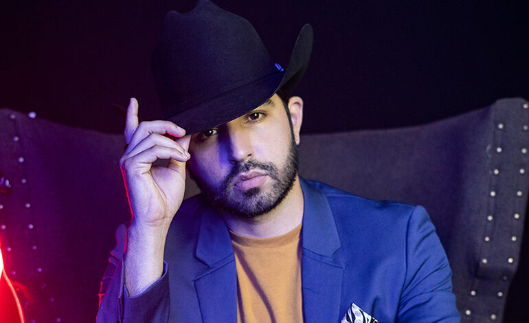 Joss Favela viene “Llegando al rancho”