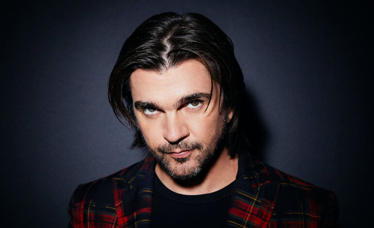 Juanes te invita a bailar en la obscuridad