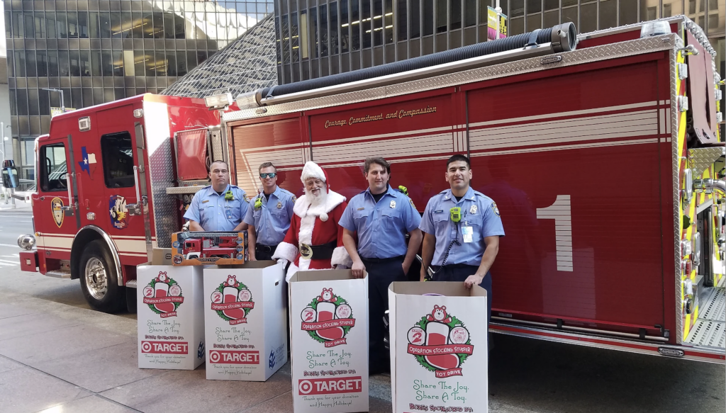 El Departamento de Bomberos de Houston prepara repartición anual de