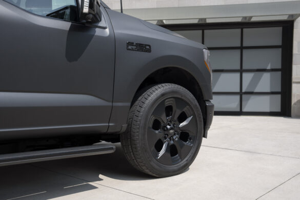 F-150 Lightning Platinum Black Wheel