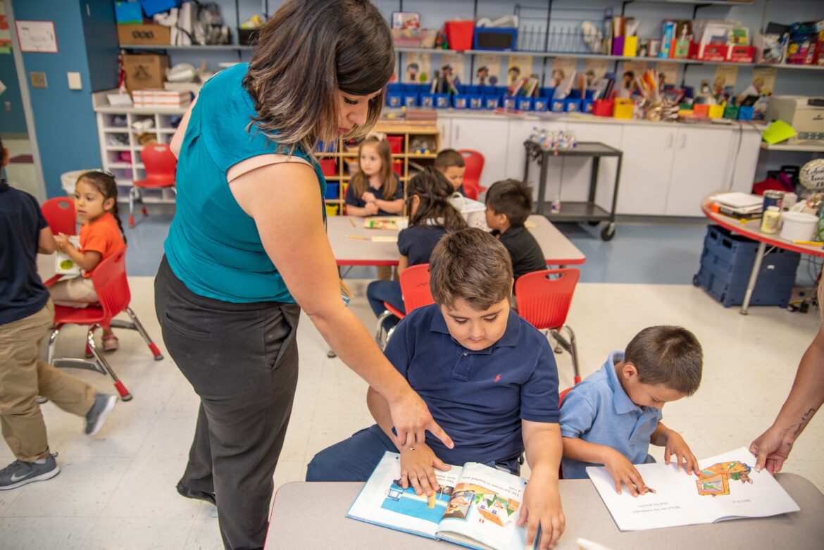 ESCUELAS HISD 1