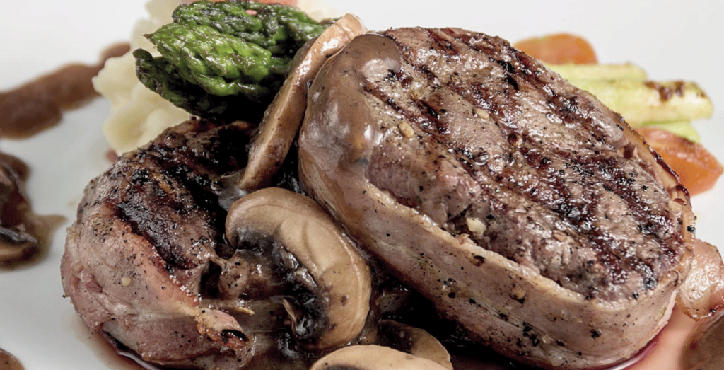Filete de res con salsa de champiñones, la cena perfecta - La Prensa de ...