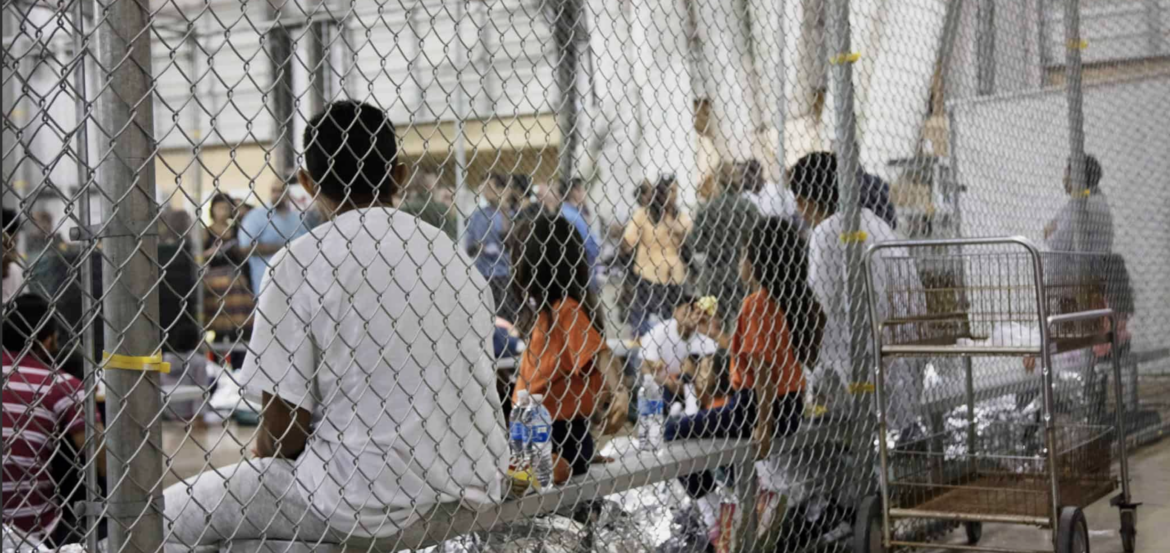 TITULO 42 INMIGRACION Niños inmigrantes en Houston sin asistencia por recorte 2025