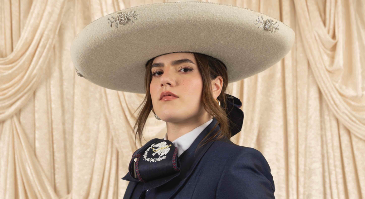 CAMILA FERNANDEZ