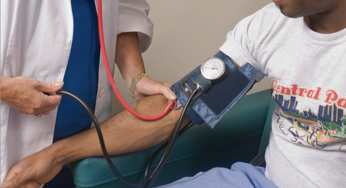 SALUD Juez devuelve $20M en fondos de salud pública a Houston