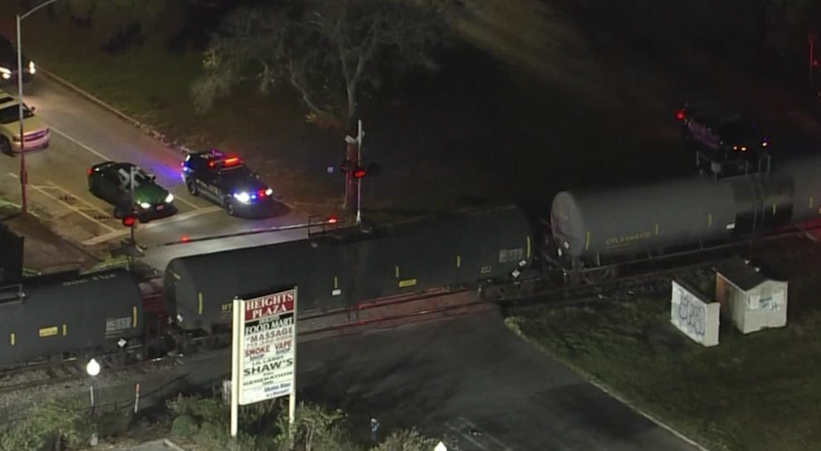 ATROPELLADO TREN HEIGHTS HOUSTON 2025