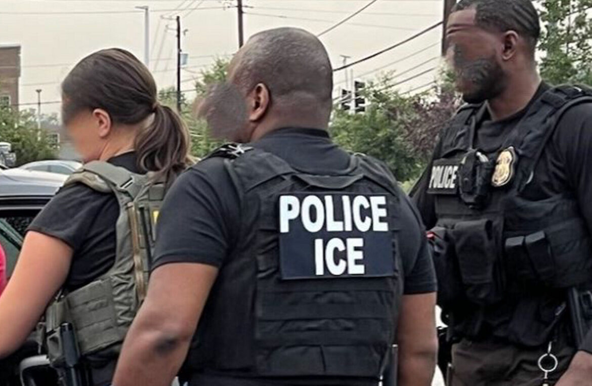 ICE Cambios en ICE. Corrupción en ICE: caso de Houston en la mira. Detalles 2025. Arrestos migratorios en Houston generan temor (2025)