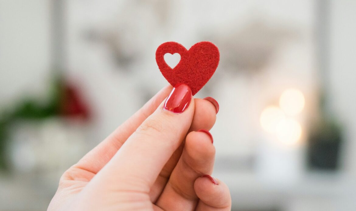 pin-adventure-map-cXuYXpondrc-unsplash