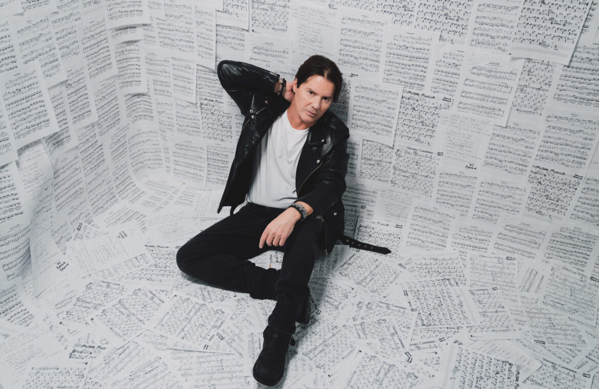 PRINCIPAL ARTHUR HANLON3 Arthur Hanlon y su nuevo disco en 2025: Dos manos, un mundo