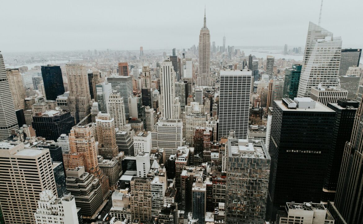 hannah-busing-0V6DmTuJaIk-unsplash