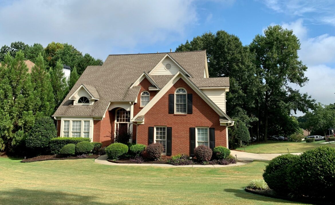 johnson-johnson-U6Q6zVDgmSs-unsplash Proponen nuevos requisitos de vivienda en Houston 2025