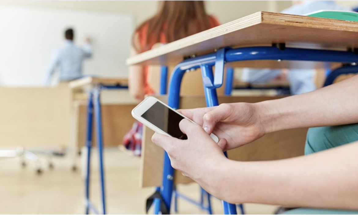 CELLPHONE CLASSROOM