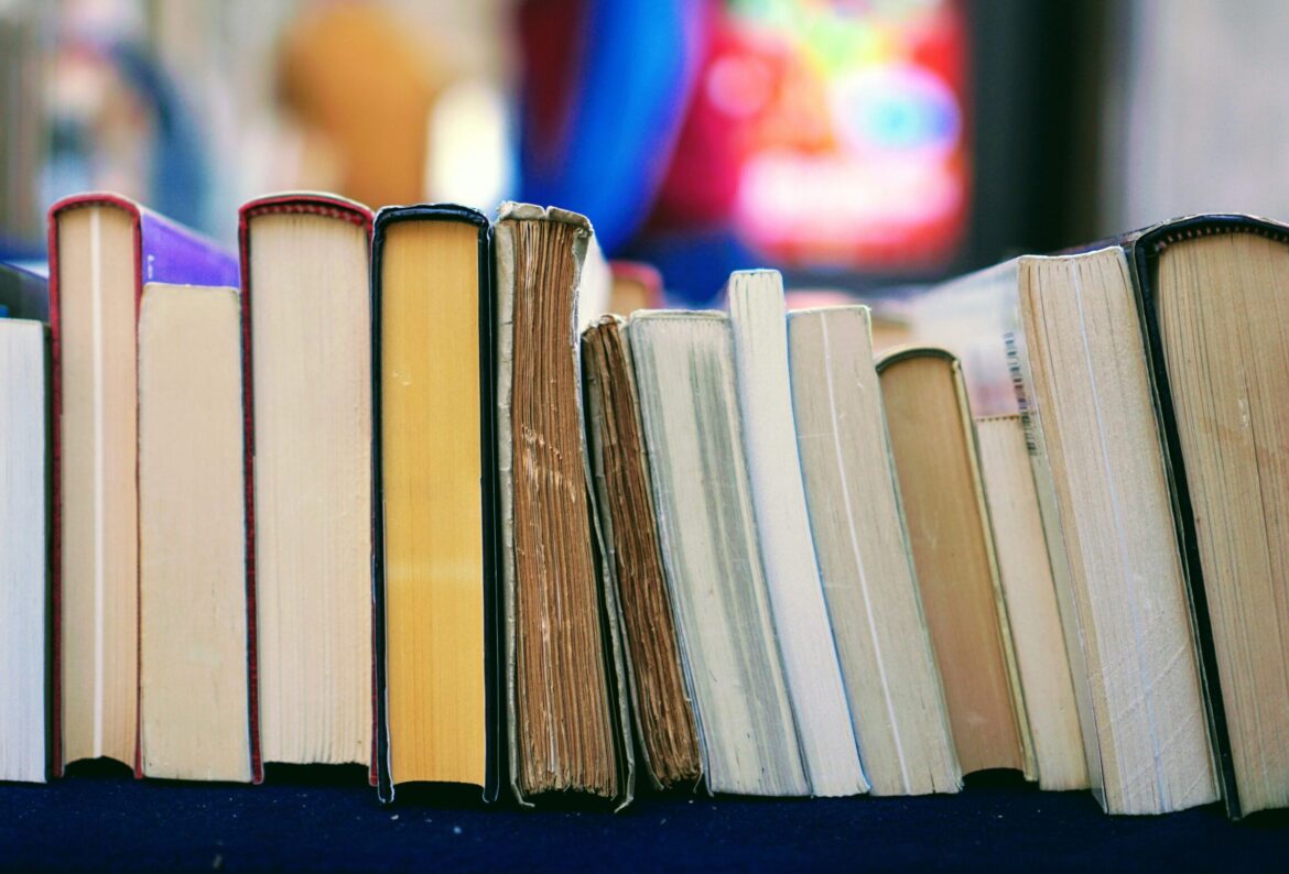 Feria del libro en Houston 2025 en Our Texas ¡Más info aquí!.