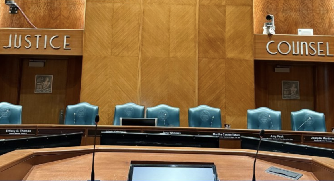 HOUSTON CITY COUNCIL 2025 Sesiones públicas en Houston ahora en horario vespertino