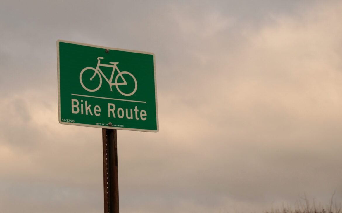 BIKE ROUTE-unsplash