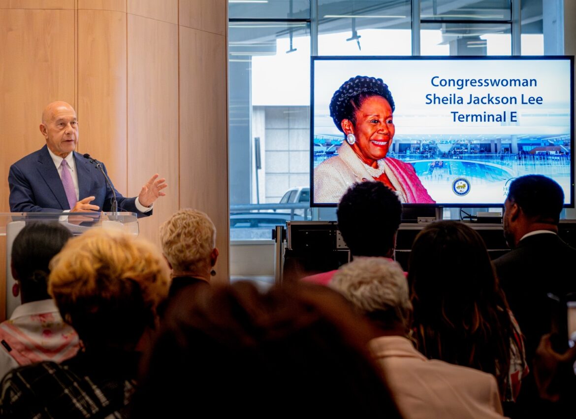 Houston dedica la Terminal E a Sheila Jackson Lee (2026)