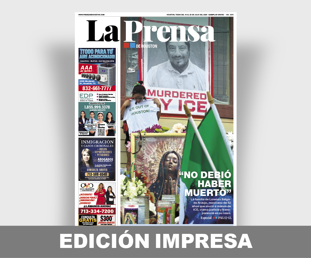 Edición impresa de La Prensa de Houston